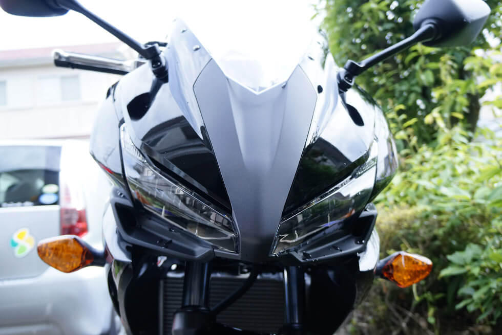 まじかっけー Cbr400ｒのフロントマスクをカスタムしたら 死ぬほどイケメンになった 取り付け編 Haq Portal