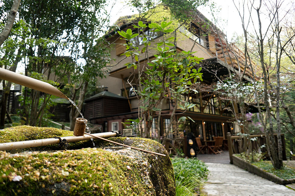 緑と癒しとツーリング 森林の中に佇むオシャレカフェ Ryo An Tokai Cafe Touring Haq Portal