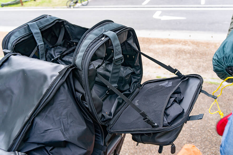 キャンプツーリング始動 新品のキャンプグッズを Cbr400rに積載してみた が きっつきつ Haq Portal