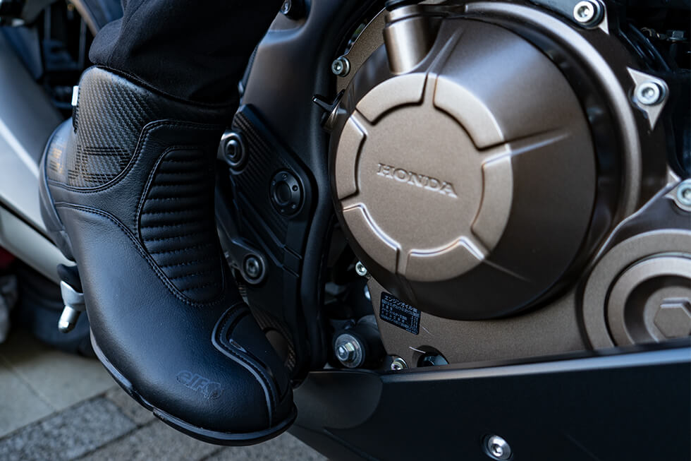 バイクブーツ購入！ELFのEVOLUZIONE 02(エヴォルツィオーネ)で、足元